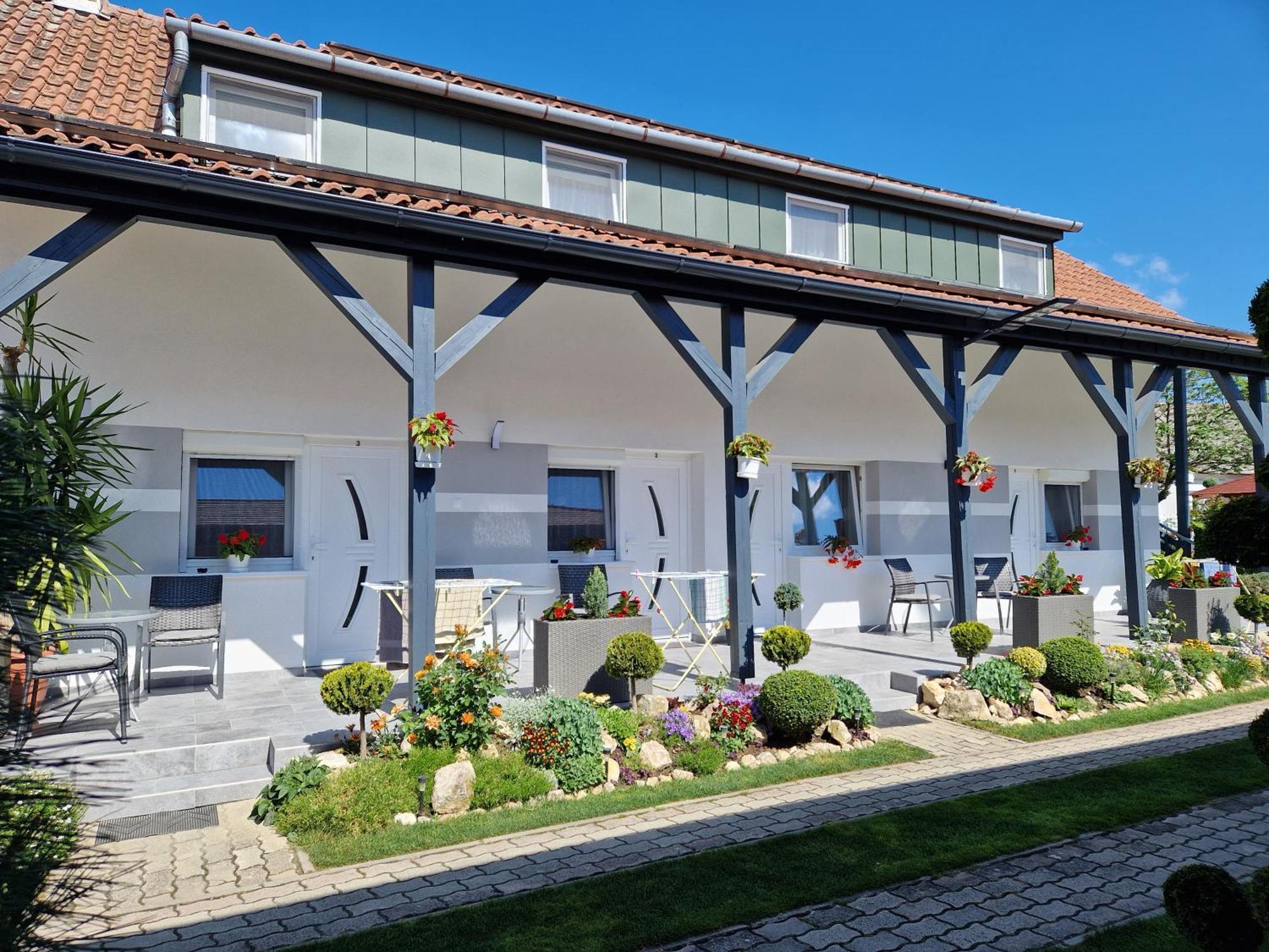 Hotel Hajnalka Vendeghaz Bük Exterior foto